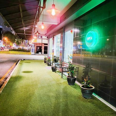 Lovita Hotel Kuantan Zewnętrze zdjęcie