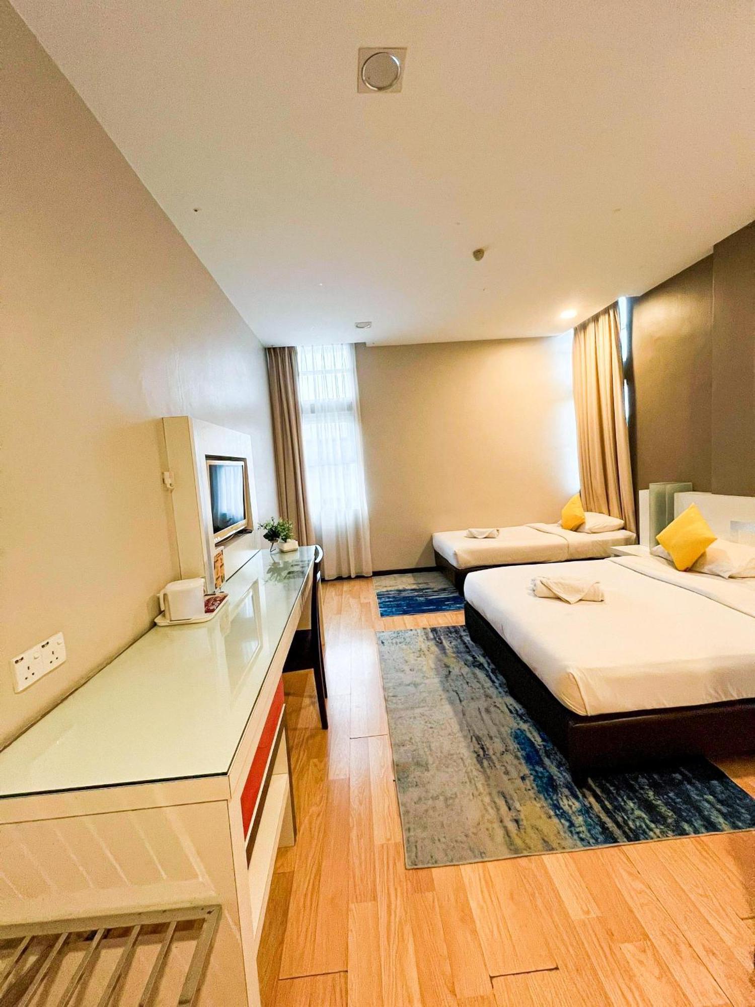 Lovita Hotel Kuantan Zewnętrze zdjęcie
